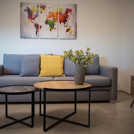 Luxury Autonomous Ground Floor Apartment Igoumenitsa Exterior foto